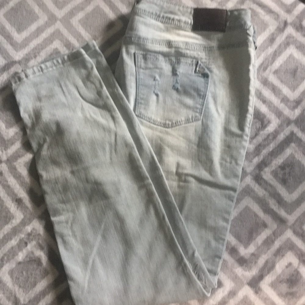 Maurices jeans